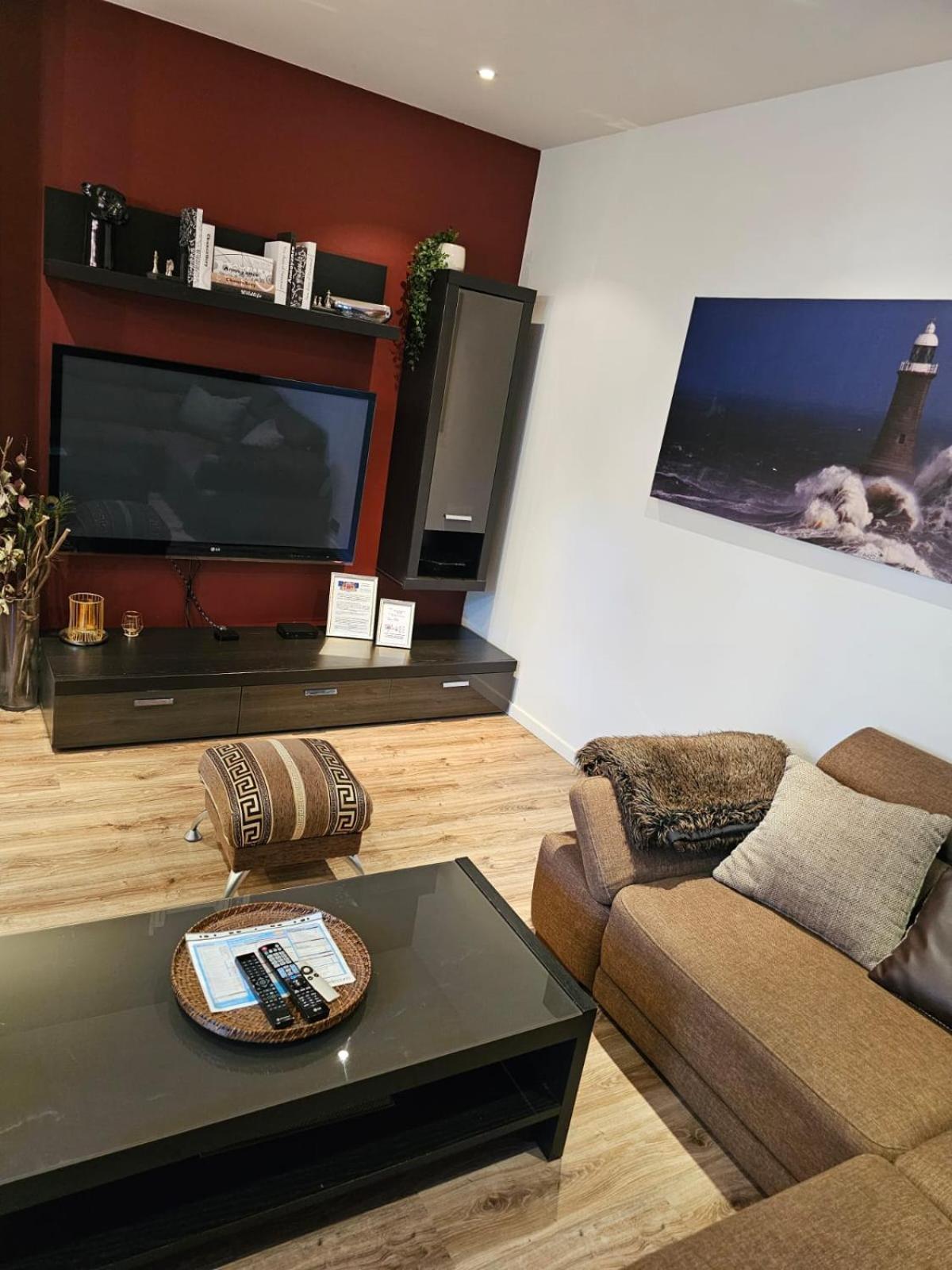 Modern 2 Bedroom Apartment In The City Centre Riga Kültér fotó